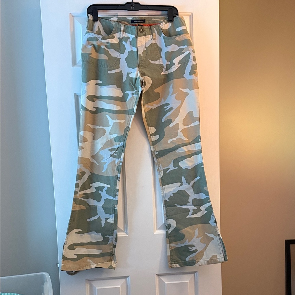 Abercrombie & Fitch Camouflage Flare Pants